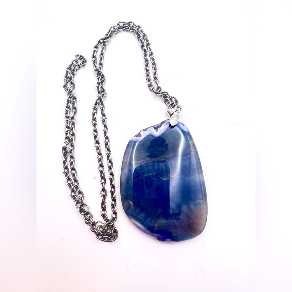 Handmade Polished Blue Agate Stone Pendant Necklace – Stainless Steel Chain